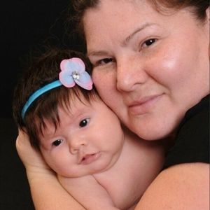 Meet your Posher, Elia